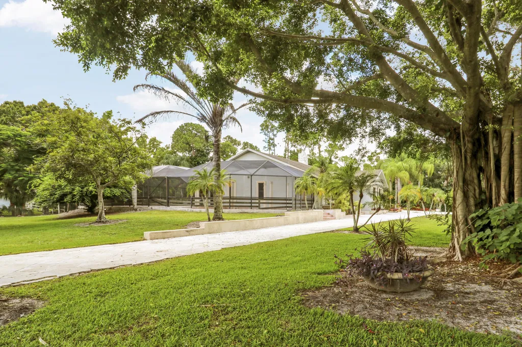 15095 71st Drive N Palm Beach Gardens FL 33418