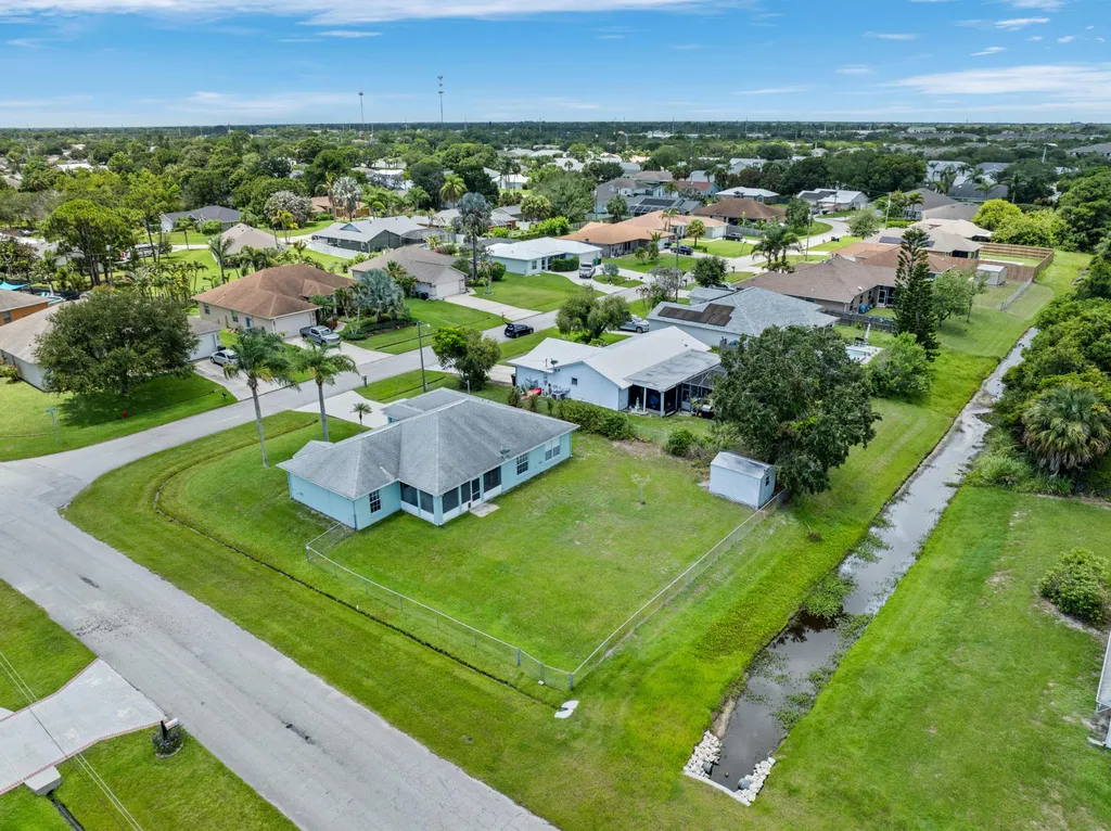 2297 SE Marsh Avenue Port St Lucie FL 34952