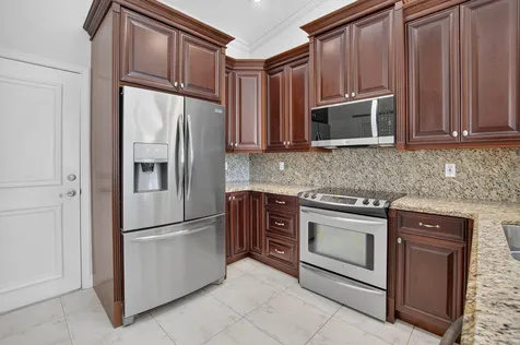 9875 Harbour Lake Circle Boynton Beach FL 33437