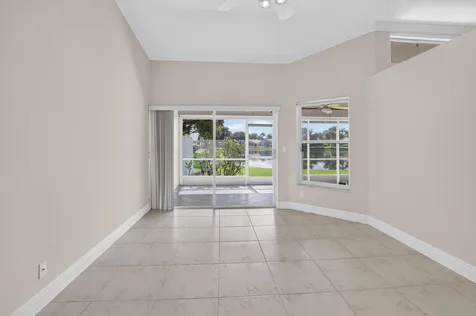 9875 Harbour Lake Circle Boynton Beach FL 33437
