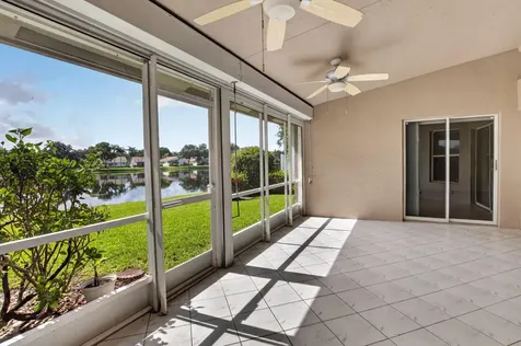 9875 Harbour Lake Circle Boynton Beach FL 33437