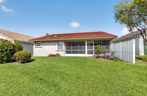 9875 Harbour Lake Circle Boynton Beach FL 33437