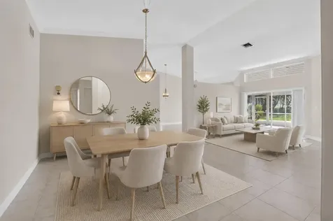 9875 Harbour Lake Circle Boynton Beach FL 33437