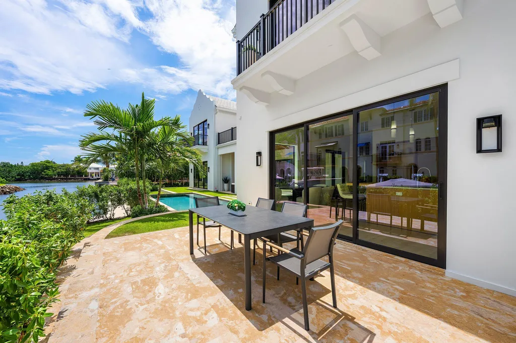 819 Bamboo Lane Delray Beach FL 33483