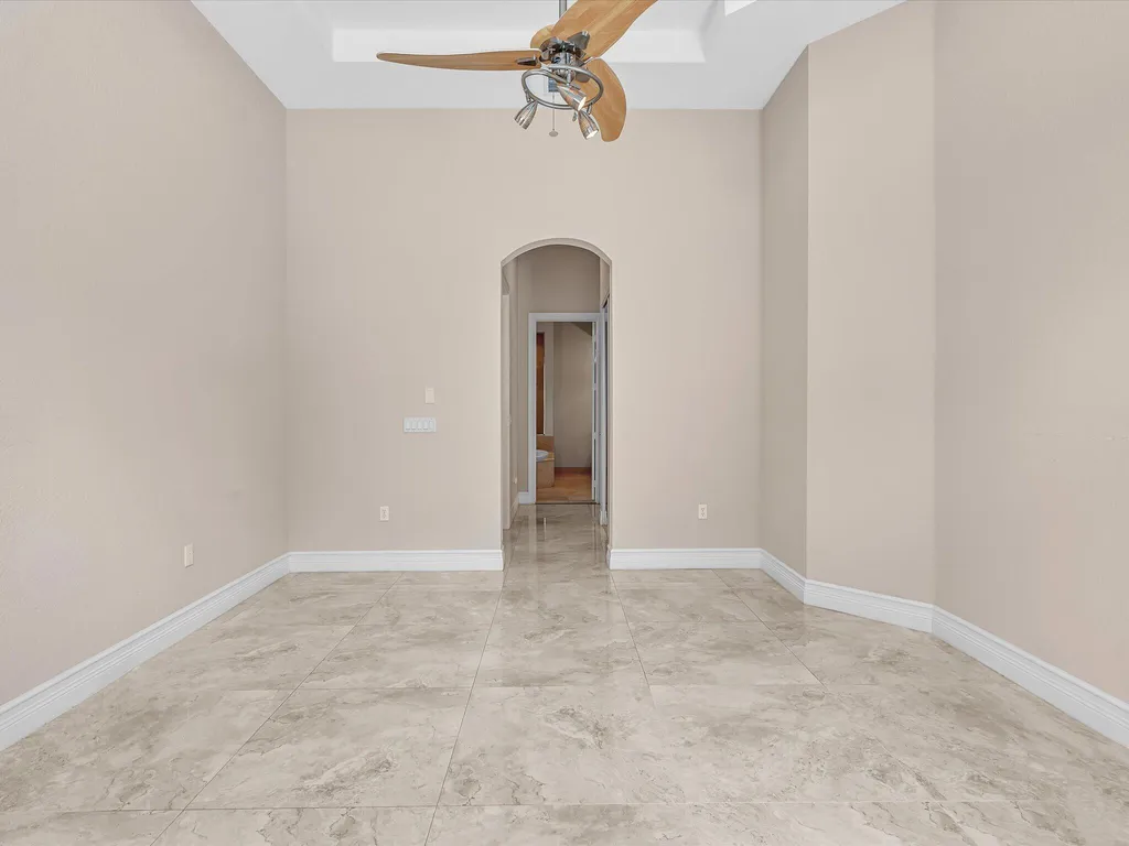 3445 NW 87th Avenue Hollywood FL 33024