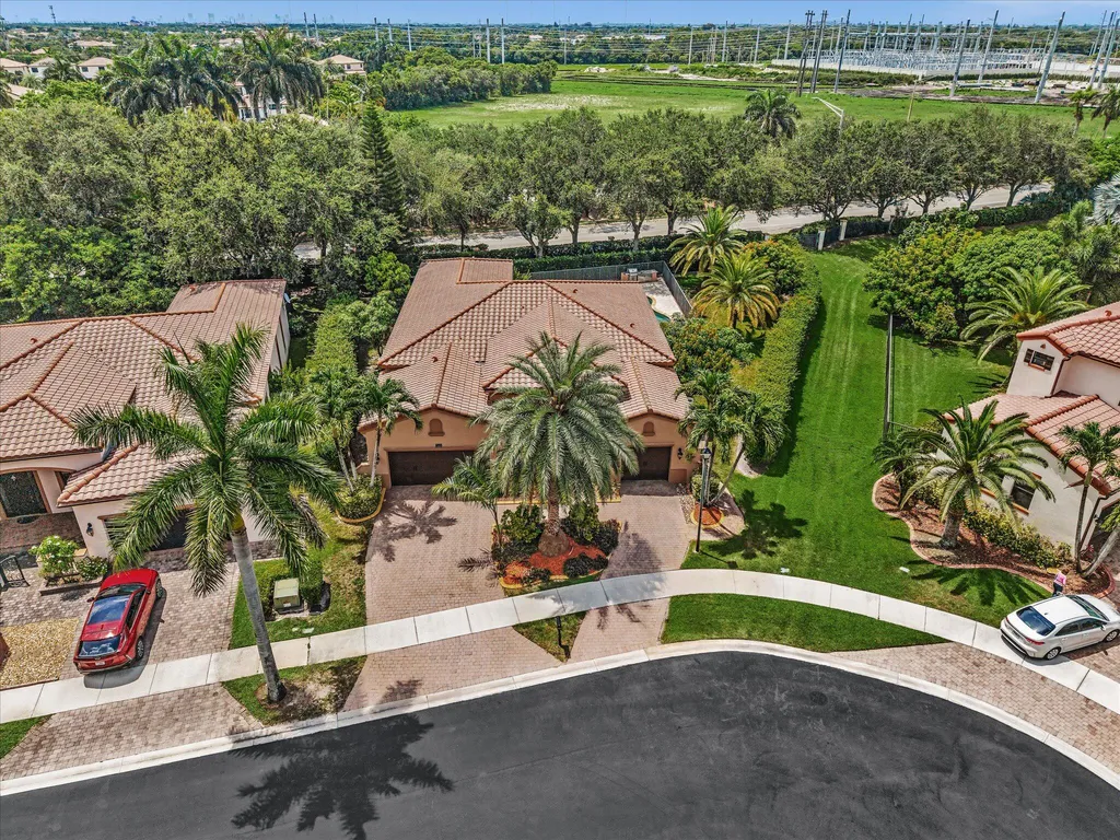 3445 NW 87th Avenue Hollywood FL 33024