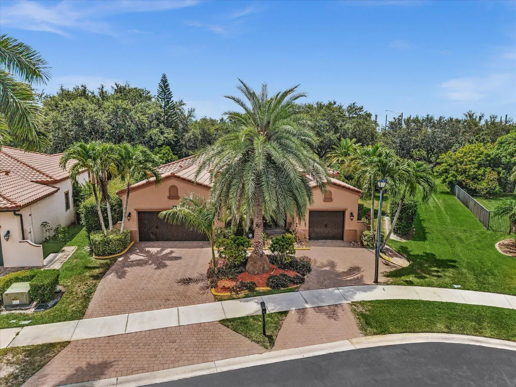 3445 NW 87th Avenue Hollywood FL 33024