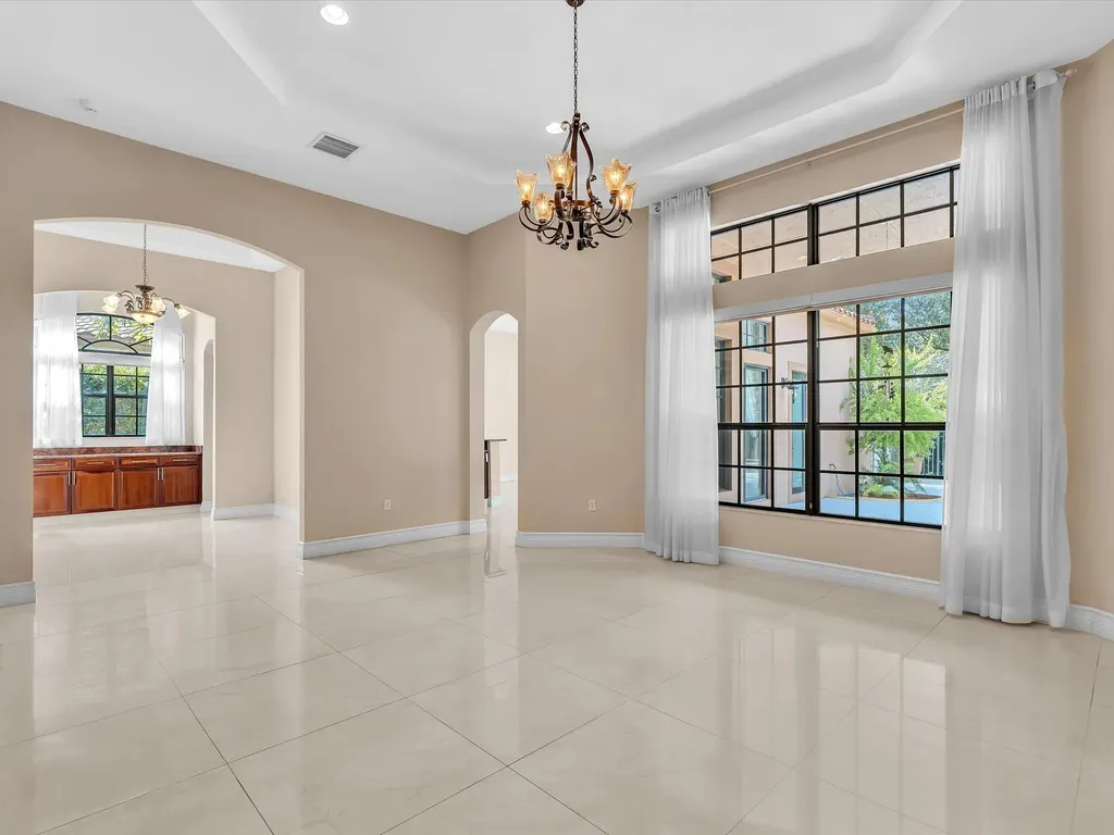 3445 NW 87th Avenue Hollywood FL 33024