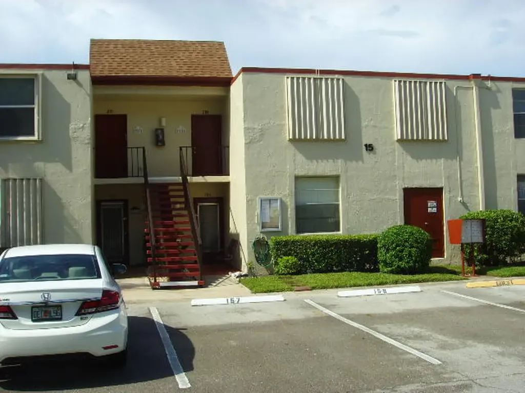 15 Willowbrook Lane Delray Beach FL 33446