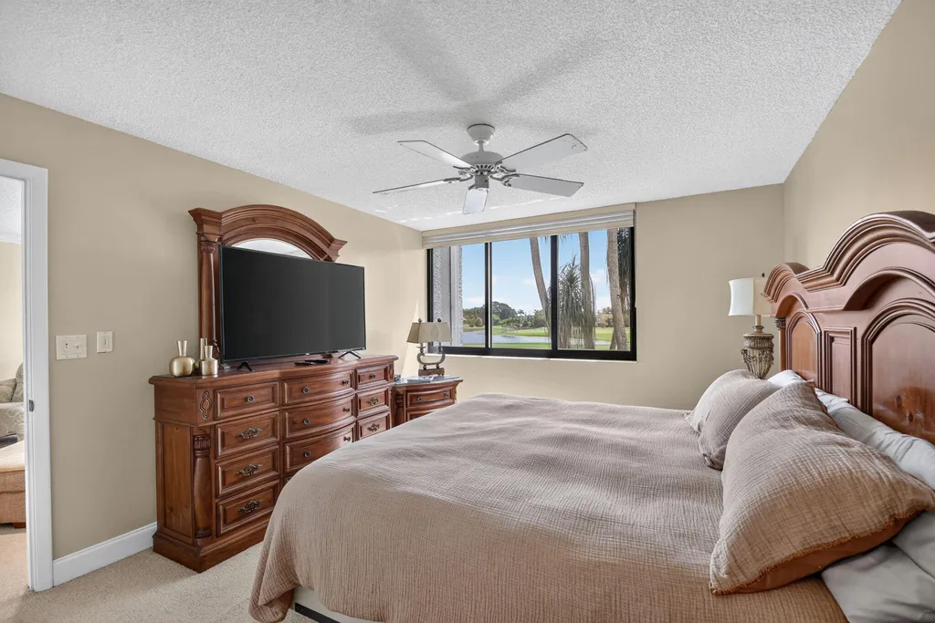 4539 Luxemburg Court Lake Worth FL 33467