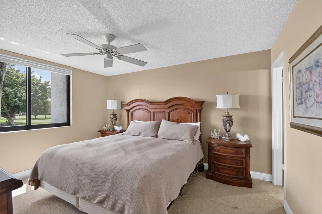 4539 Luxemburg Court Lake Worth FL 33467
