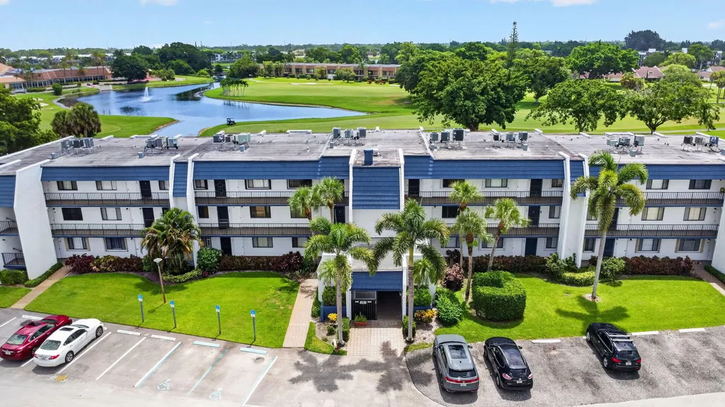 4539 Luxemburg Court Lake Worth FL 33467