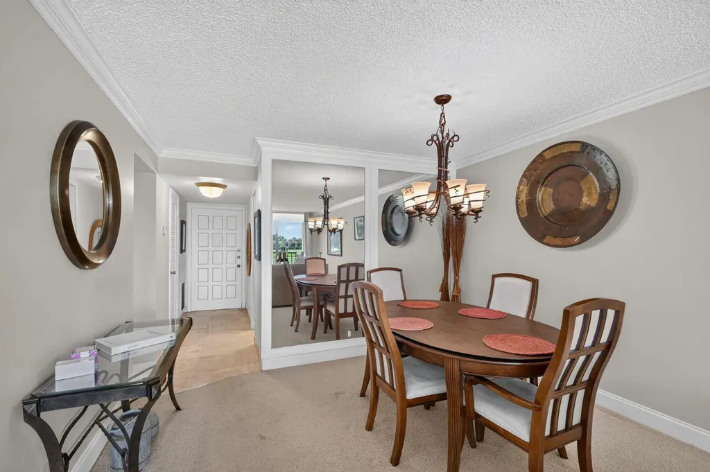 4539 Luxemburg Court Lake Worth FL 33467