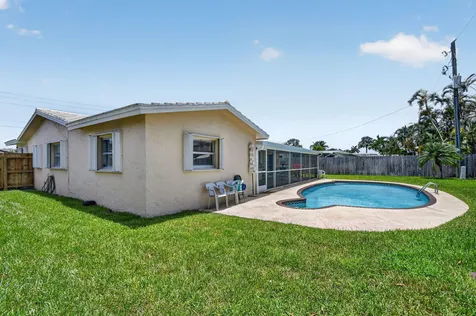 1241 SW 28th Avenue Boynton Beach FL 33426