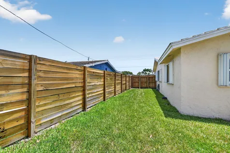 1241 SW 28th Avenue Boynton Beach FL 33426