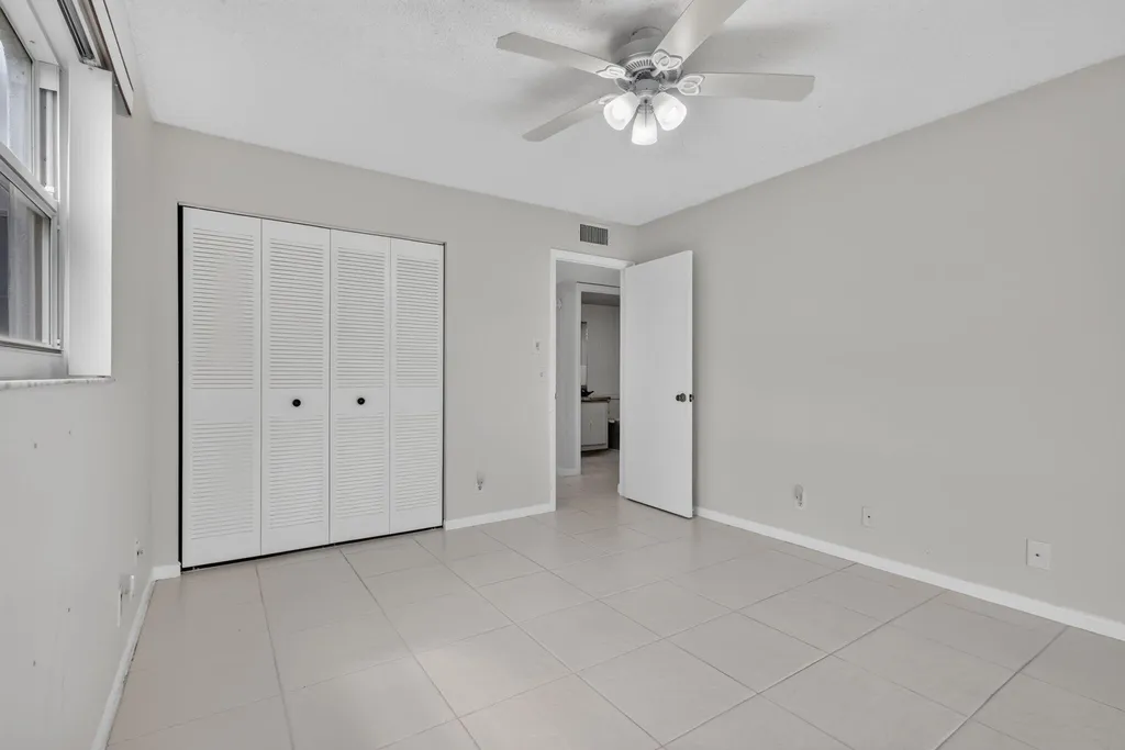 40 Burgundy A Delray Beach FL 33484