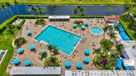 40 Burgundy A Delray Beach FL 33484