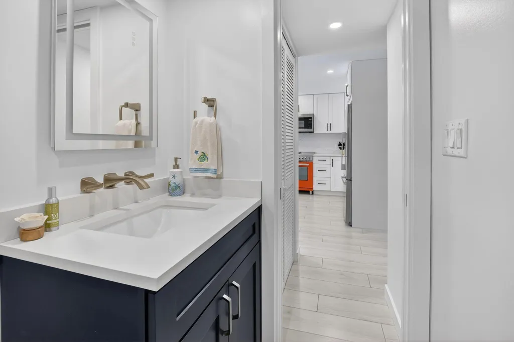 769 Jeffery Street Boca Raton FL 33487