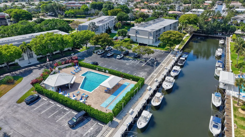 769 Jeffery Street Boca Raton FL 33487
