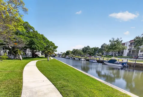 769 Jeffery Street Boca Raton FL 33487