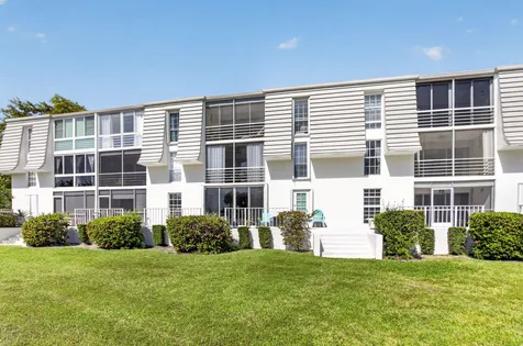 769 Jeffery Street Boca Raton FL 33487