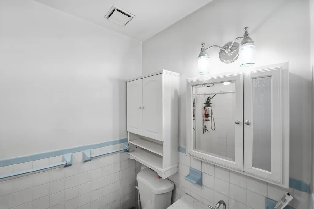 1956 SW 1st Place SW Vero Beach FL 32962