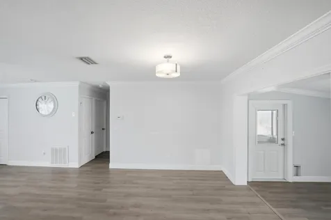 1956 SW 1st Place SW Vero Beach FL 32962