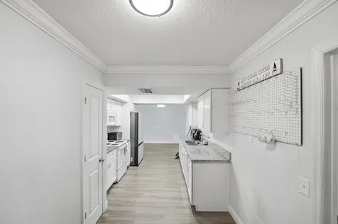 1956 SW 1st Place SW Vero Beach FL 32962
