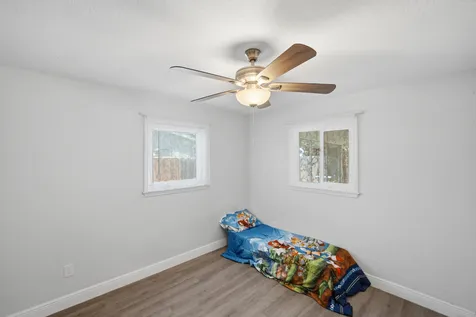 1956 SW 1st Place SW Vero Beach FL 32962