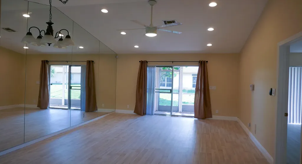 9861 Three Lakes Circle Boca Raton FL 33428