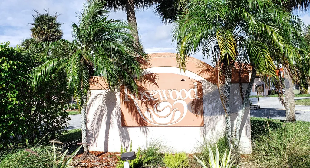 9861 Three Lakes Circle Boca Raton FL 33428