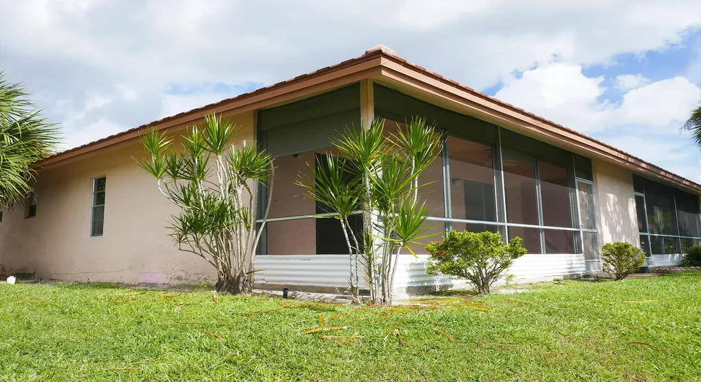 9861 Three Lakes Circle Boca Raton FL 33428