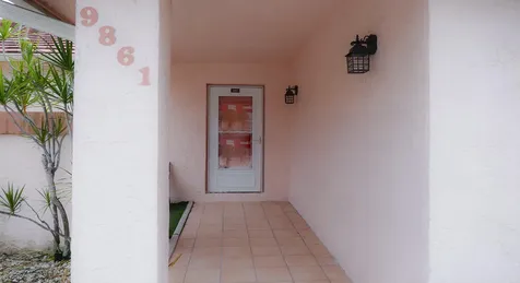 9861 Three Lakes Circle Boca Raton FL 33428