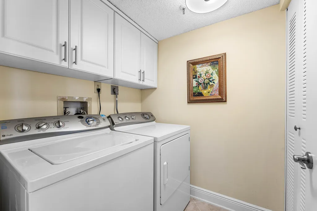 7076 Huntington Lane Delray Beach FL 33446
