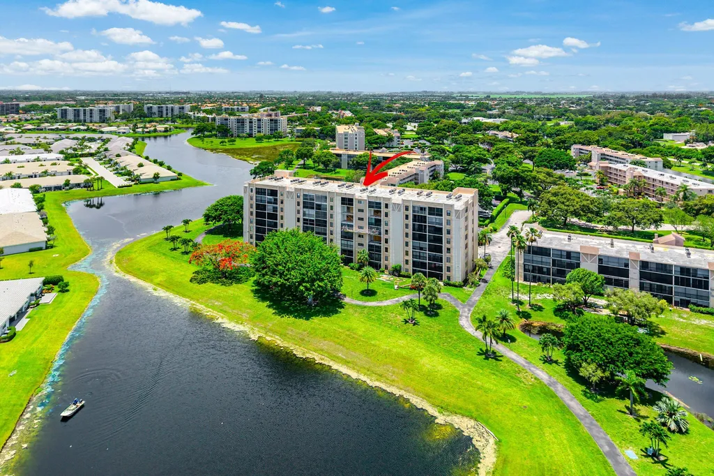 7076 Huntington Lane Delray Beach FL 33446
