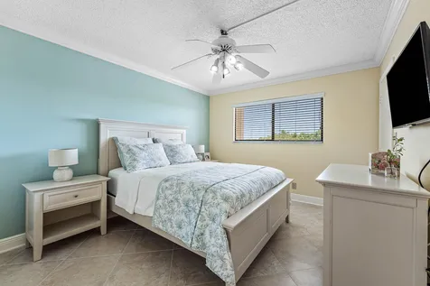 7076 Huntington Lane Delray Beach FL 33446
