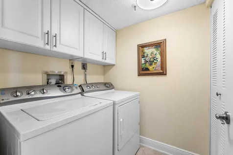 7076 Huntington Lane Delray Beach FL 33446