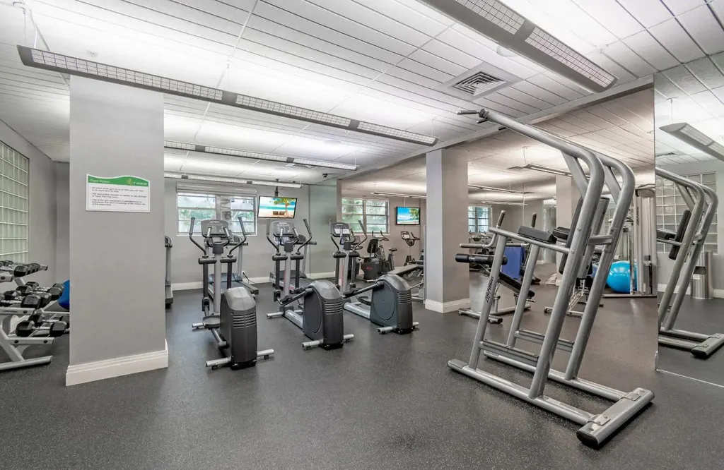 3901 S Ocean Drive Hollywood FL 33019