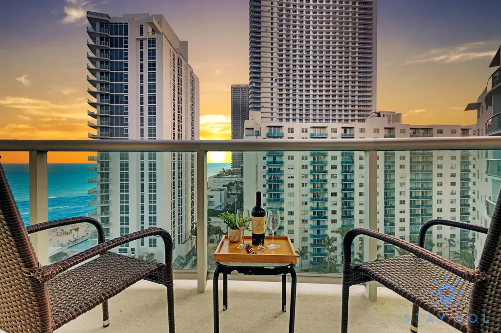 3901 S Ocean Drive Hollywood FL 33019