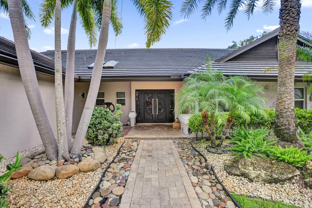 10630 Boca Woods Lane Boca Raton FL 33428