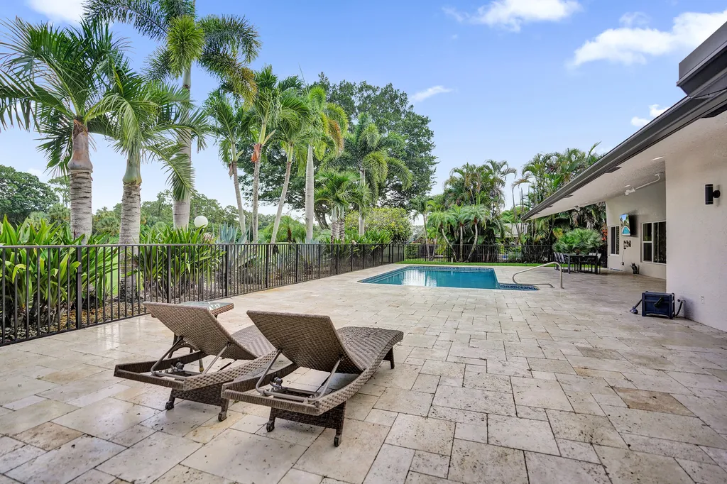 10630 Boca Woods Lane Boca Raton FL 33428