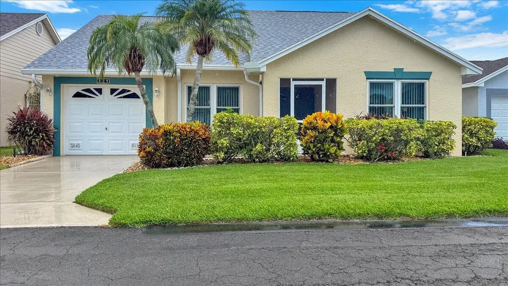 329 NW Tuscany Court Port St Lucie FL 34986