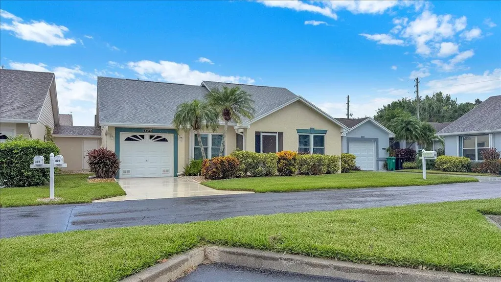 329 NW Tuscany Court Port St Lucie FL 34986