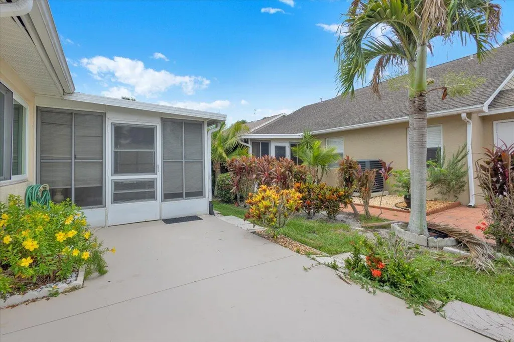 329 NW Tuscany Court Port St Lucie FL 34986