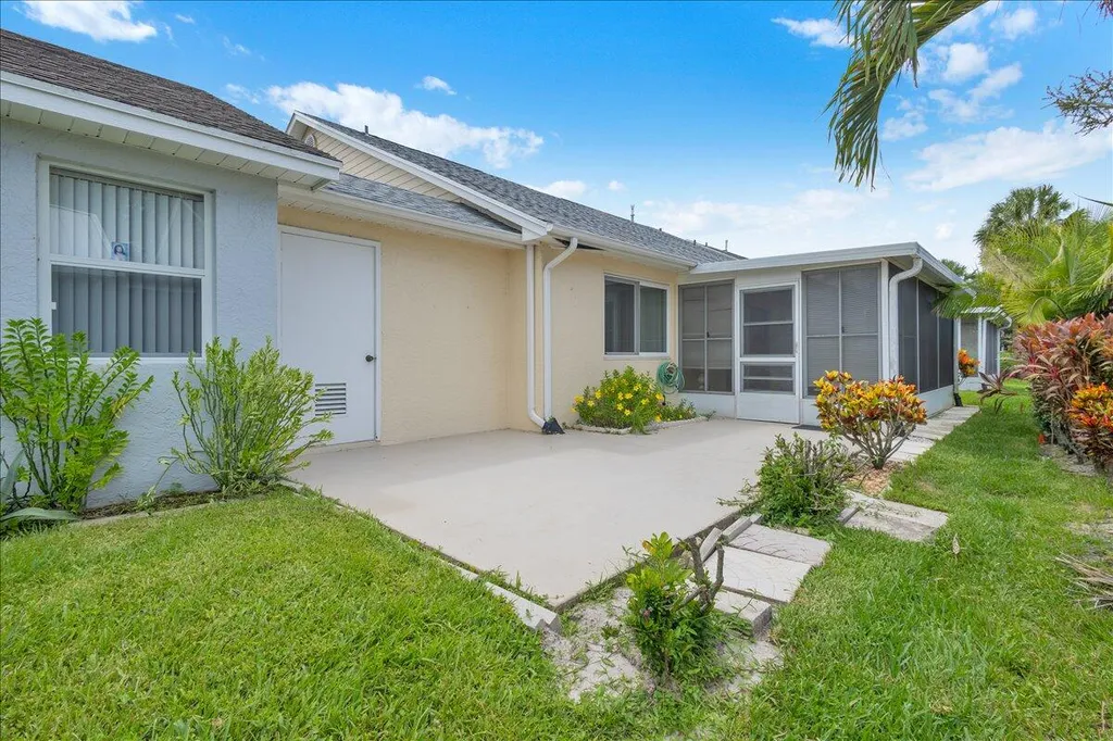 329 NW Tuscany Court Port St Lucie FL 34986