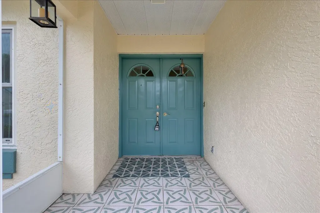 329 NW Tuscany Court Port St Lucie FL 34986