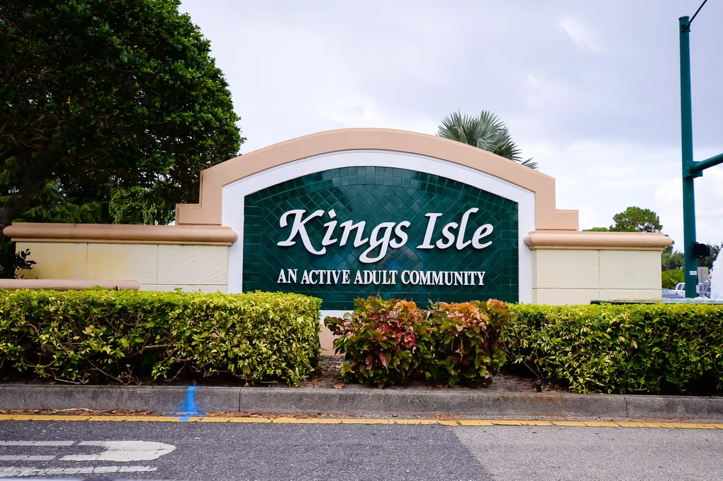 329 NW Tuscany Court Port St Lucie FL 34986