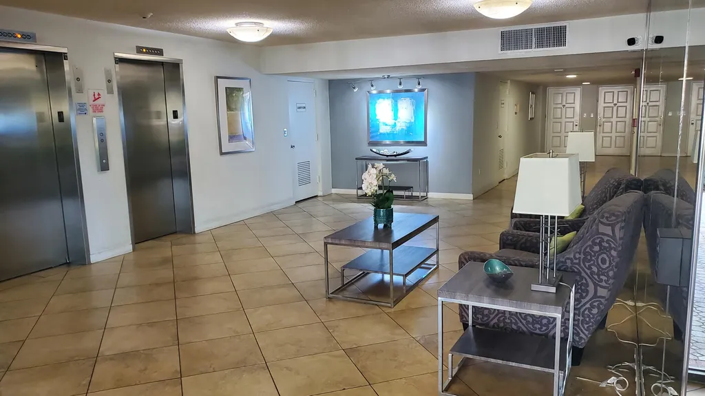 3800 Oaks Clubhouse Drive Pompano Beach FL 33069