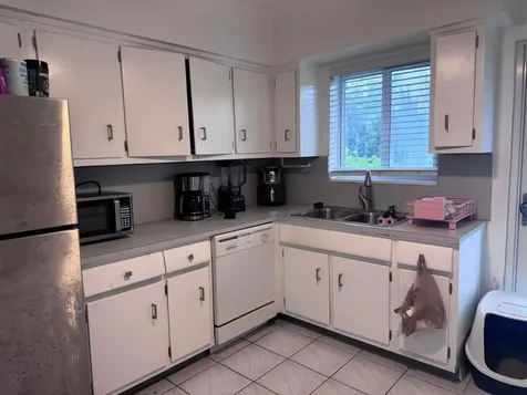 600 Layne Boulevard Hallandale Beach FL 33009