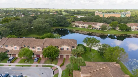 3501 Lakeside Drive Davie FL 33328